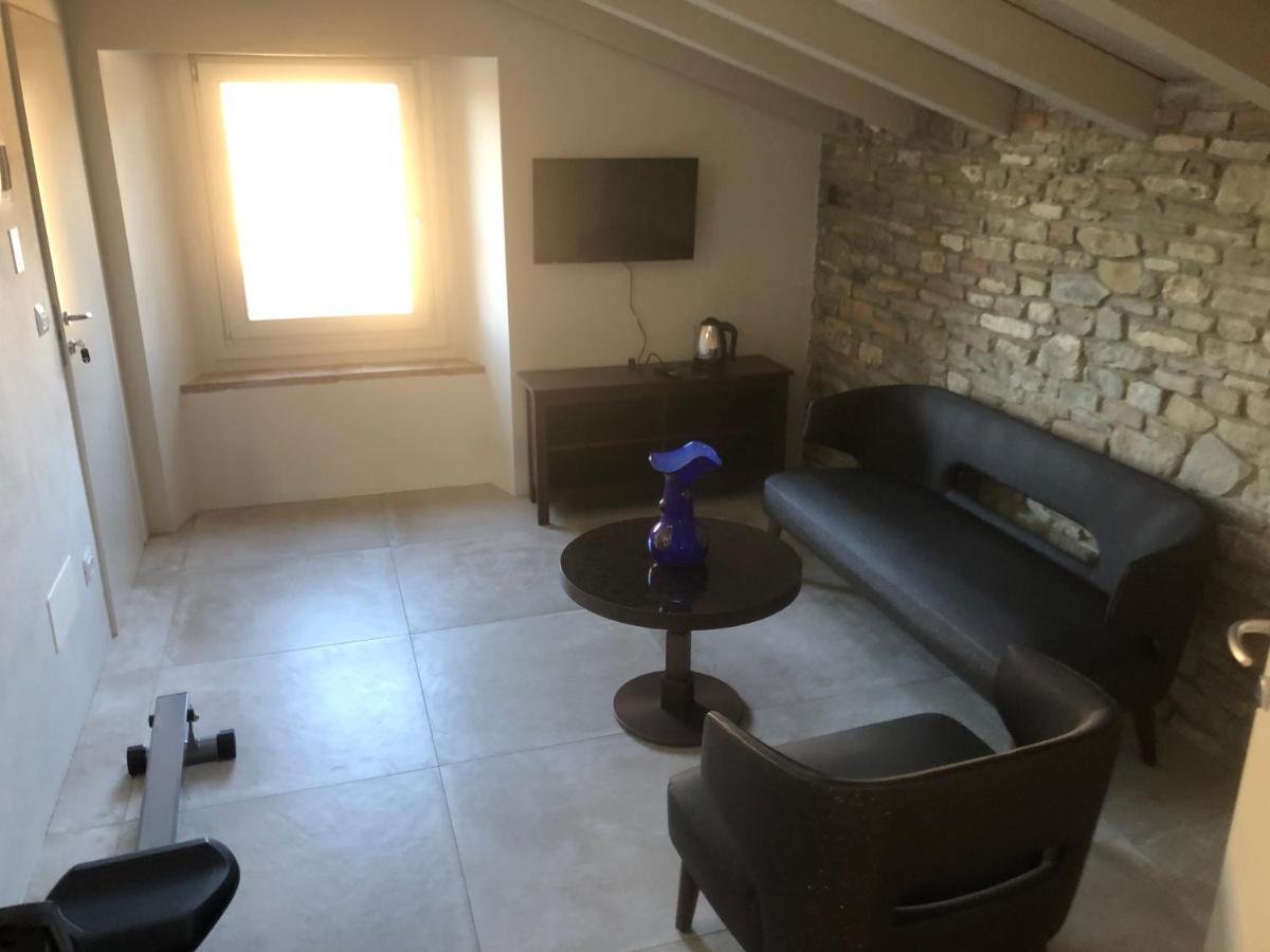 Borgo Stanzano Aparthotel Zocca Bagian luar foto