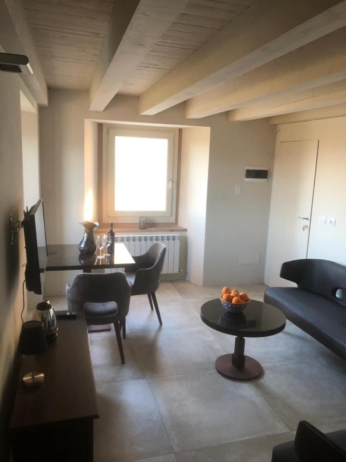 Borgo Stanzano Aparthotel Zocca Bagian luar foto